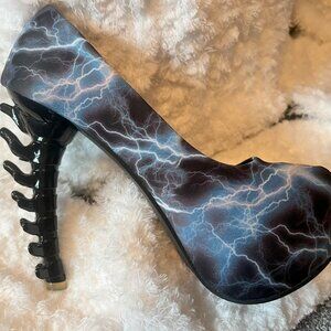 Black and Blue Shoes with Top Quality Materials